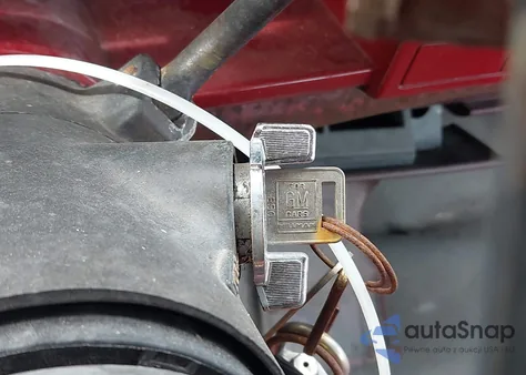 1989 Chevrolet Gmt-400 C1500 z USA, uszkodzony, nr VIN 1GCDC14Z7KZ214800